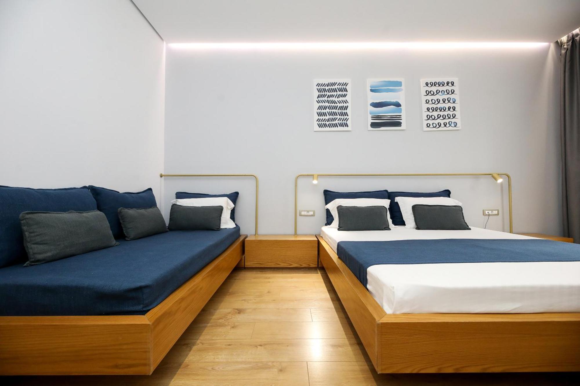H&M Hotel Vlore Exterior photo