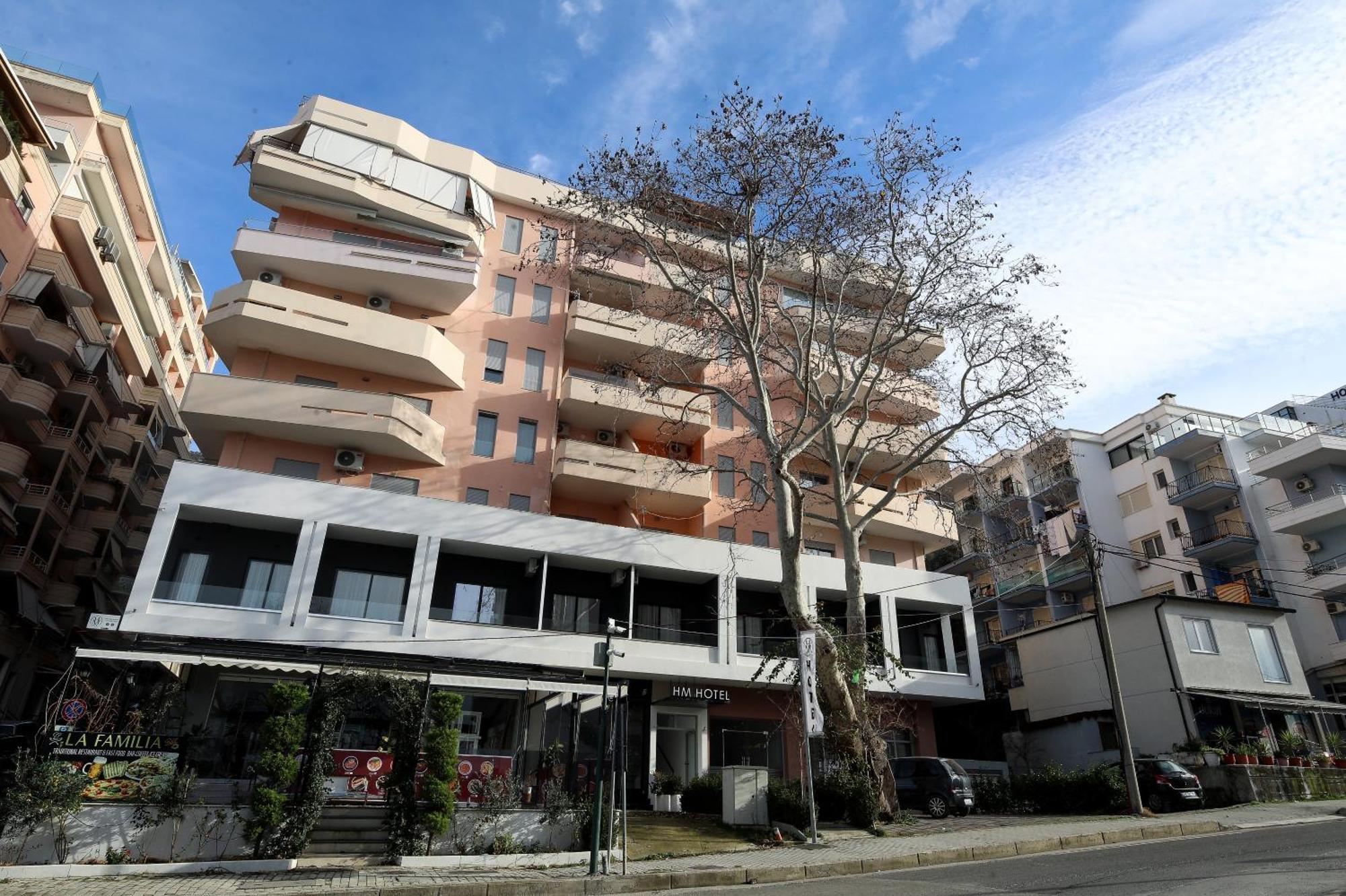 H&M Hotel Vlore Exterior photo